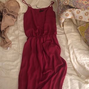 Cute magenta maxi dress! Perfect for wedding.